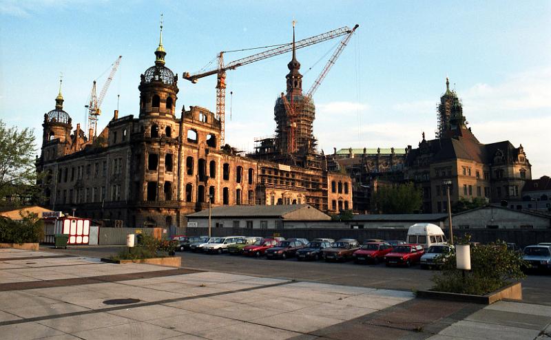 Dresden-Altstadt, 08-1992.jpg (1).jpg